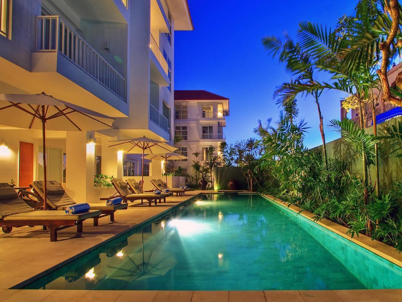 Sunset And Condotel Aparthotel Kuta (Bali)