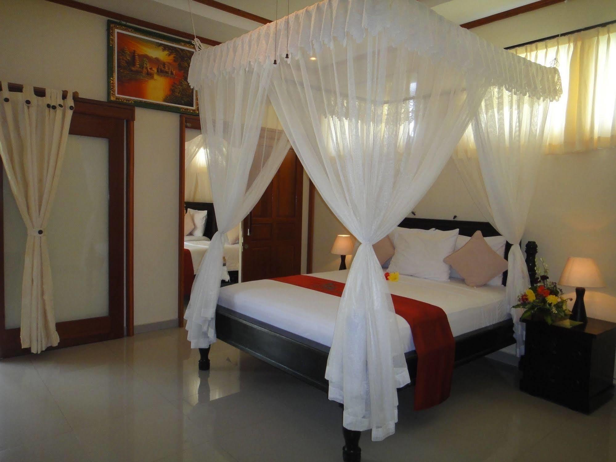 Arya And Dive Center Resort Amed (Bali)