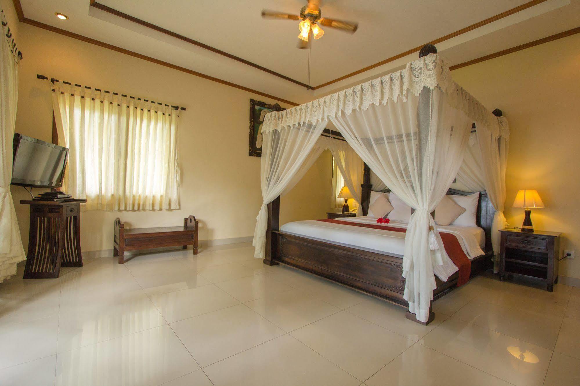 Arya And Dive Center Resort Amed (Bali)