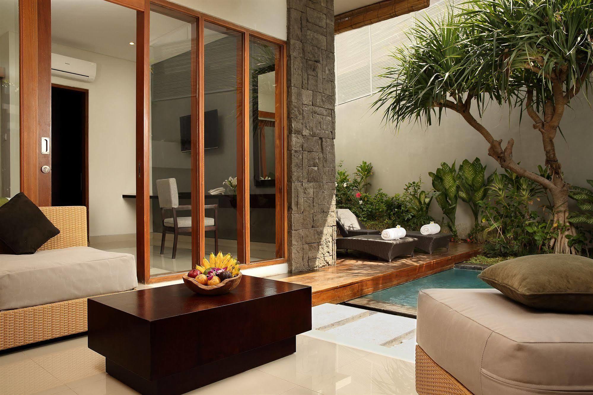 Kunti * Seminyak (Bali)
