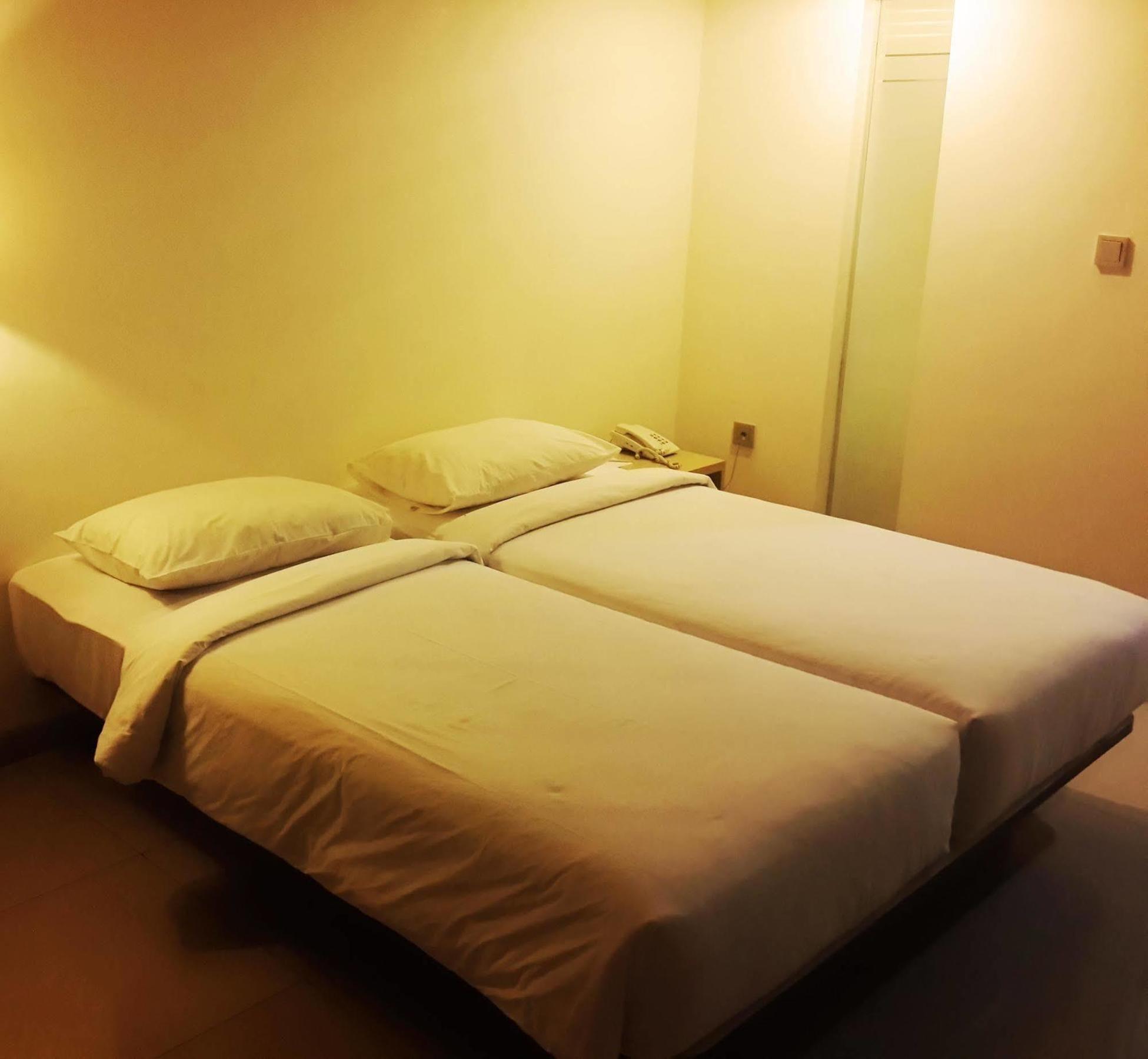 Aparthotel The Legian Sunset 3*