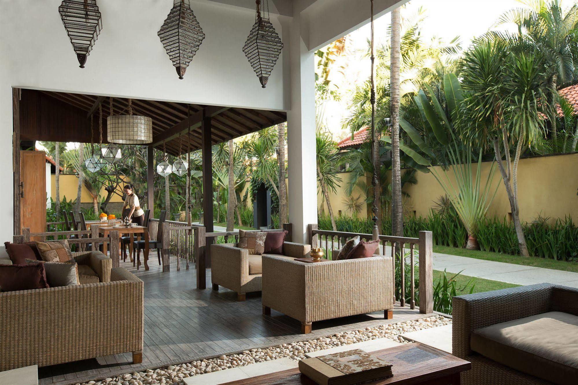 Villa Alaya Dedaun Kuta