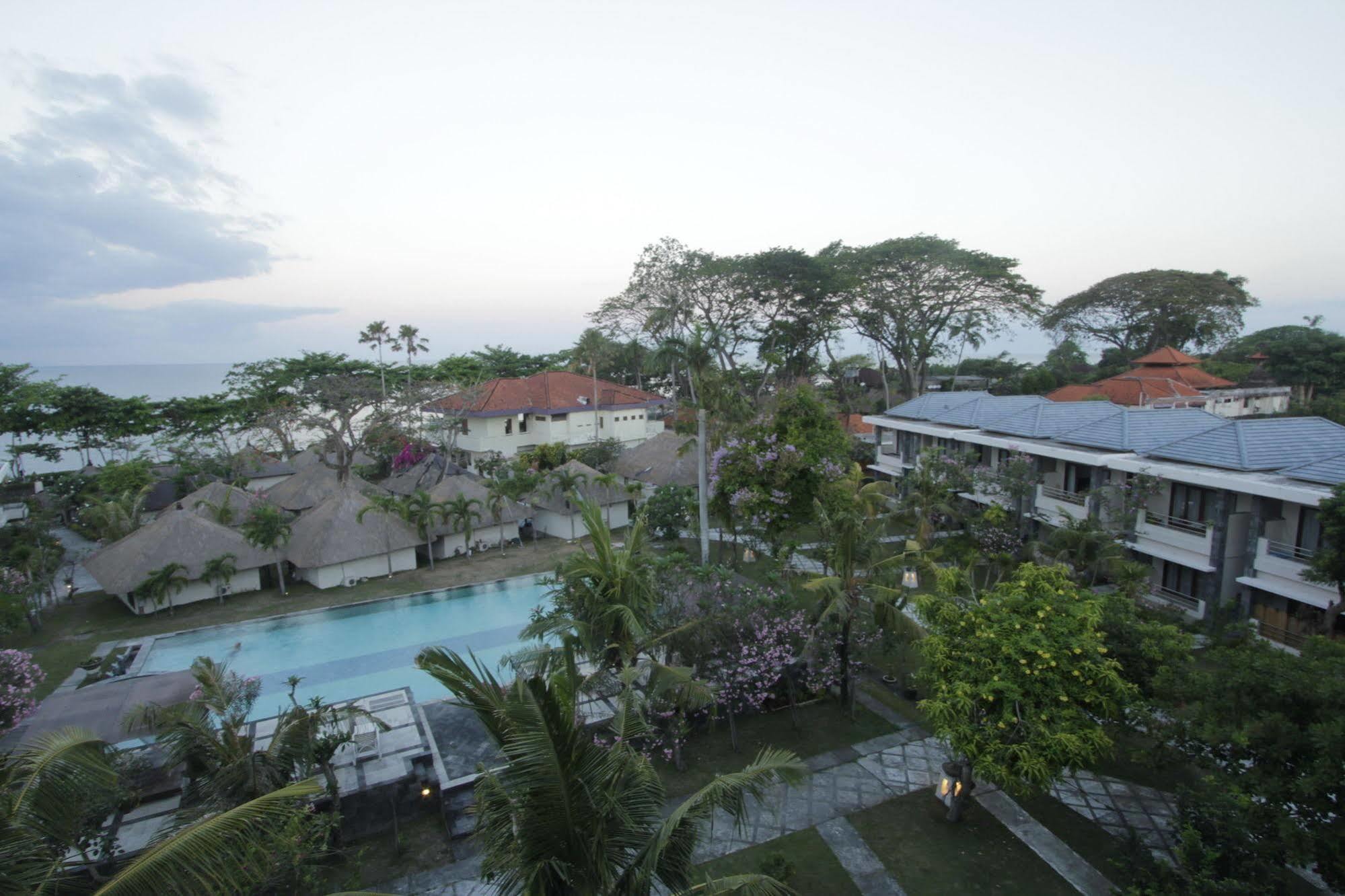 Resort Alit And