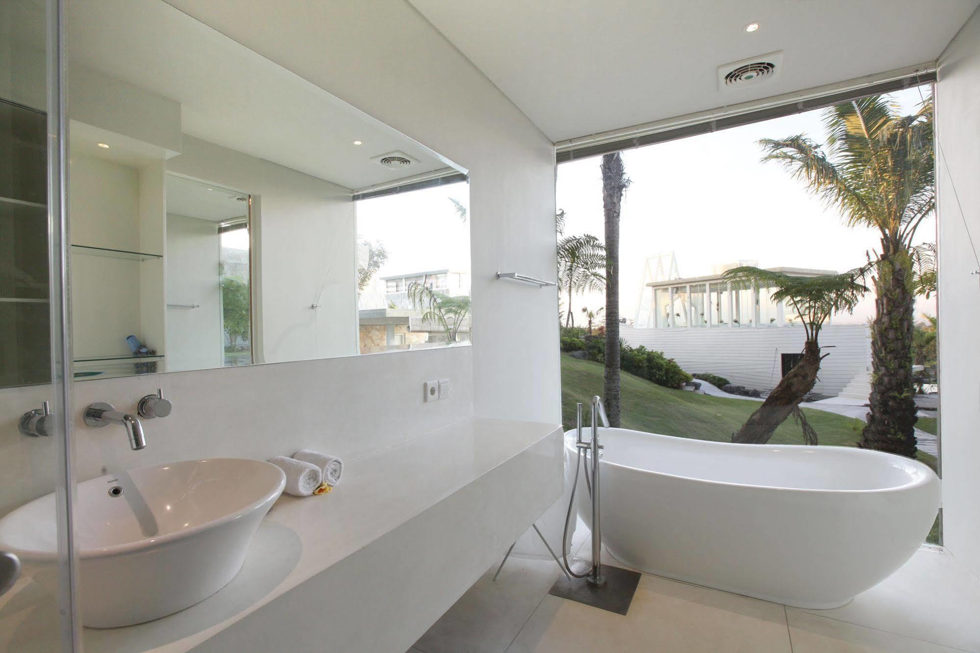 Villa Noah And Chapel Jimbaran (Bali)