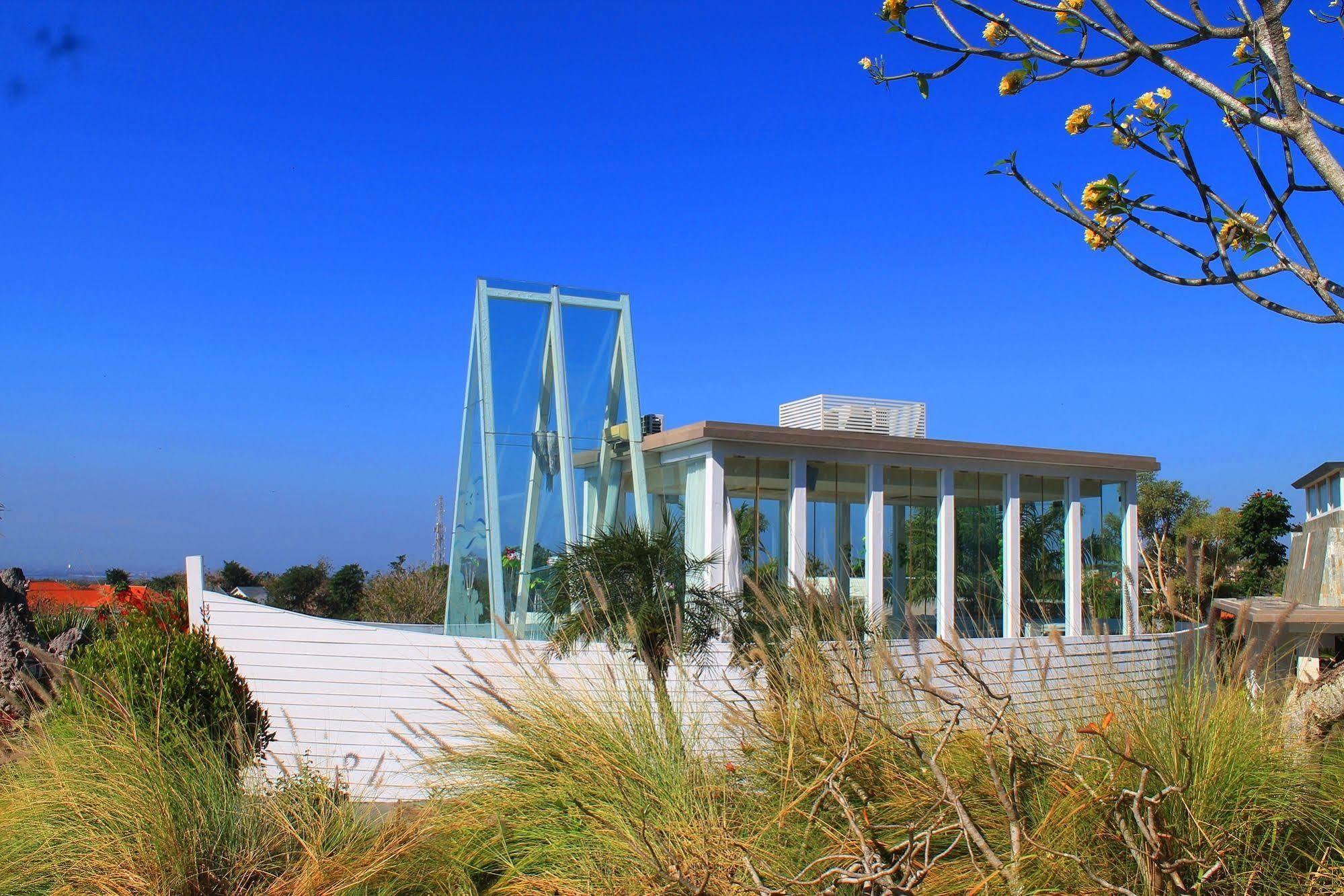 Noah And Chapel Villa