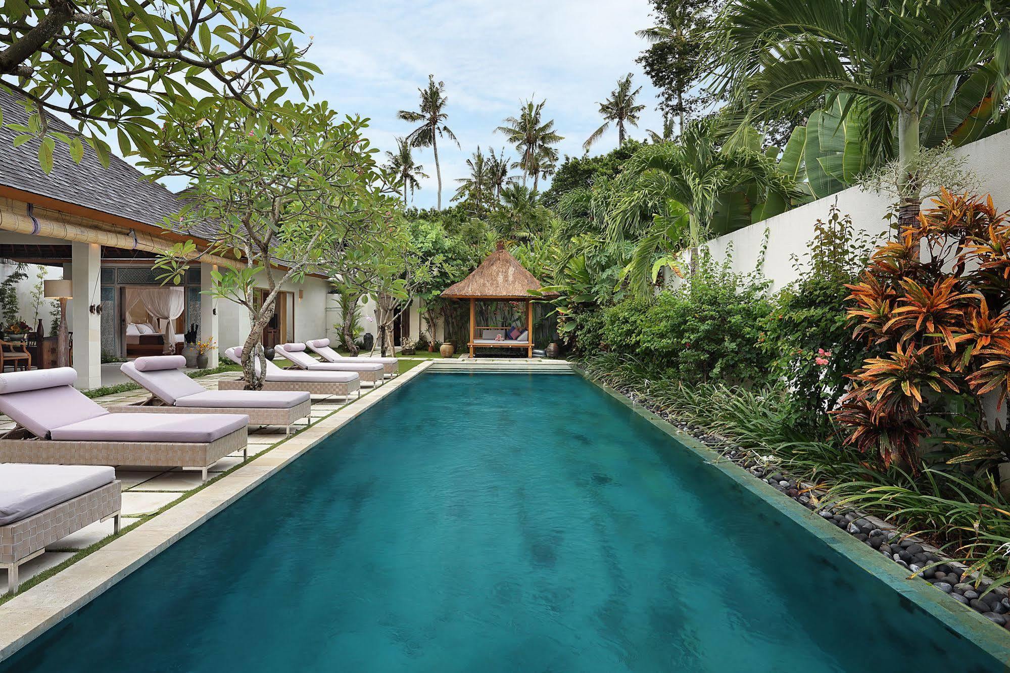 Bali Asri Batubelig Villa *