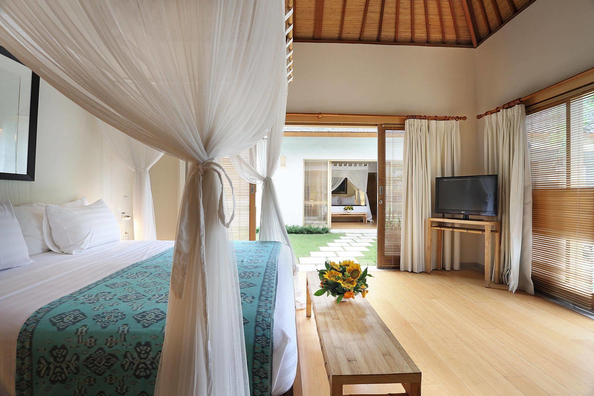 Bali Asri Batubelig Villa