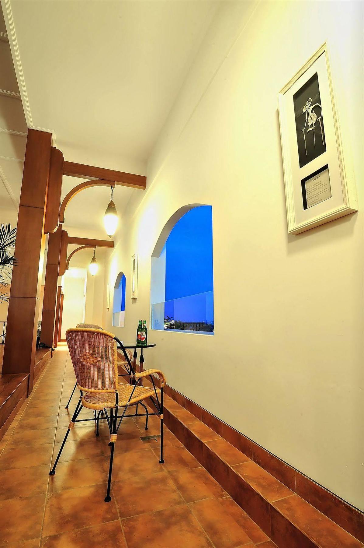 Alron Kuta Hotel