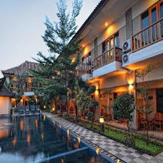 Taman Rosani & Seminyak (Bali)