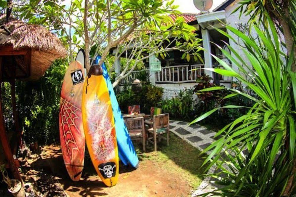 Padang Padang Breeze 2* Uluwatu (Bali)