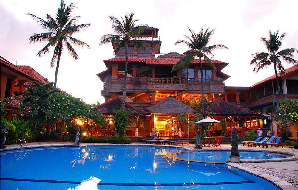 Resort Sari Segara & 3*