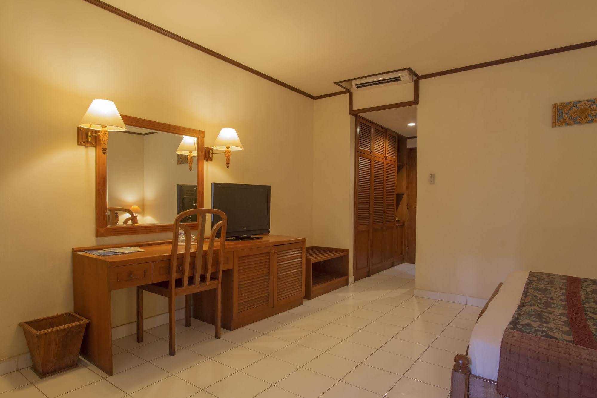 Resort Sari Segara & Jimbaran (Bali)