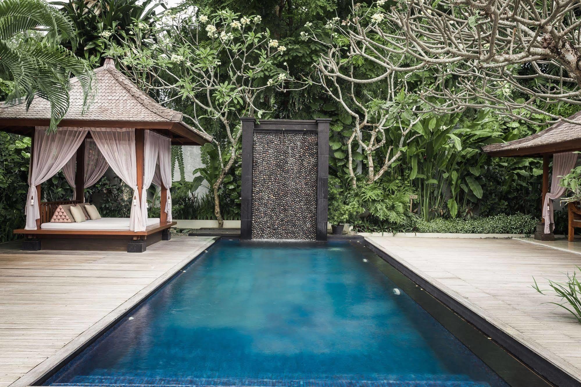 Awarta Nusa Dua Luxury & Bali Hotel