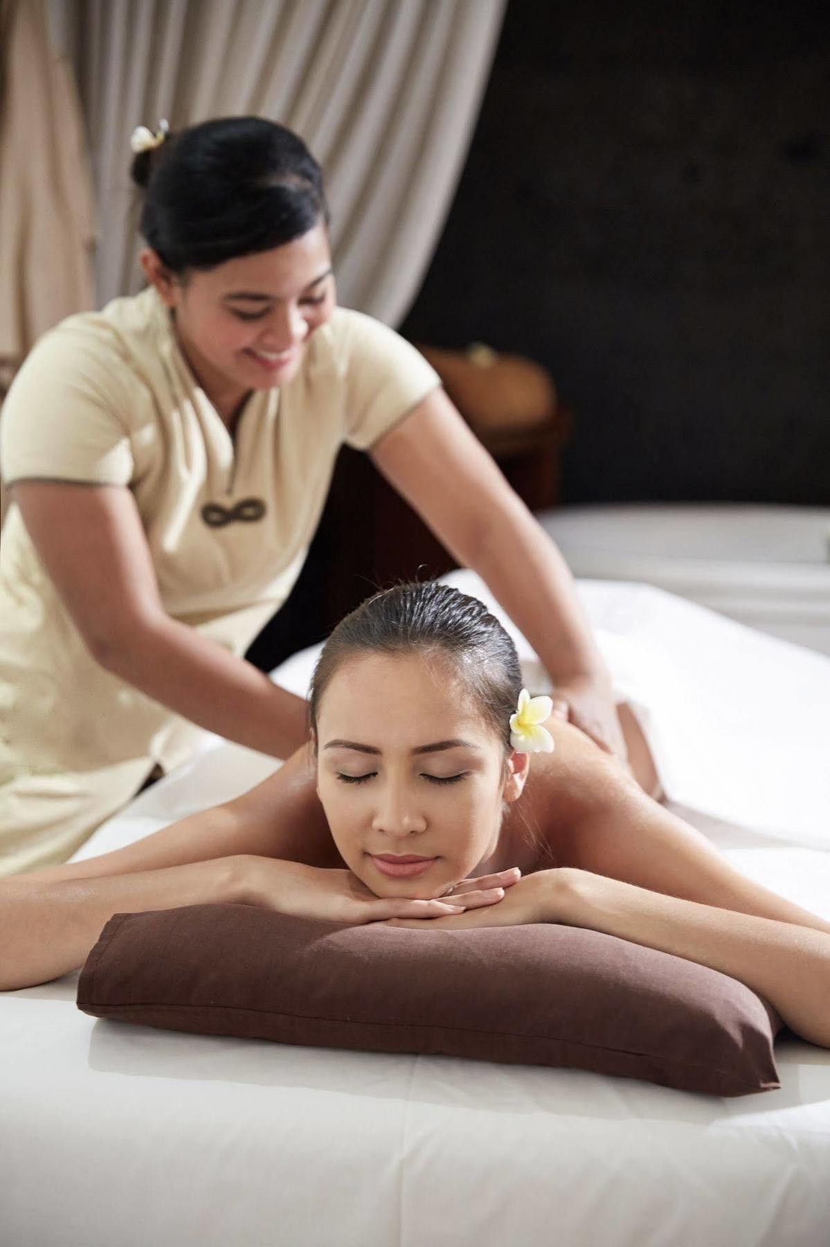 Awarta Nusa Dua Luxury & Bali Nusa Dua (Bali)
