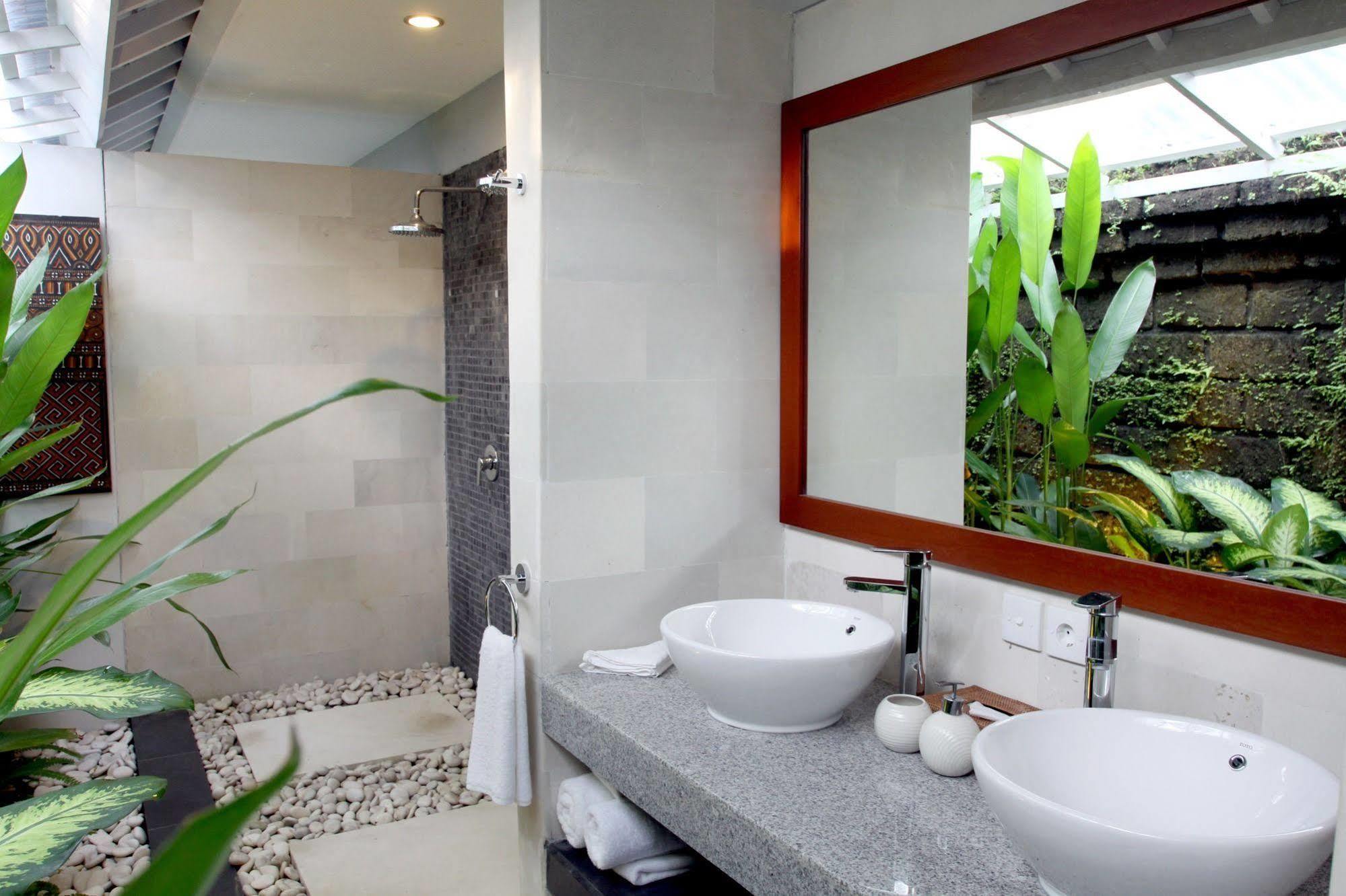 Anyar Estate Hotel 3*
