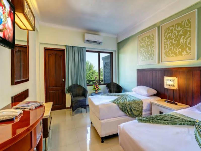 Hotel Kuta One Party