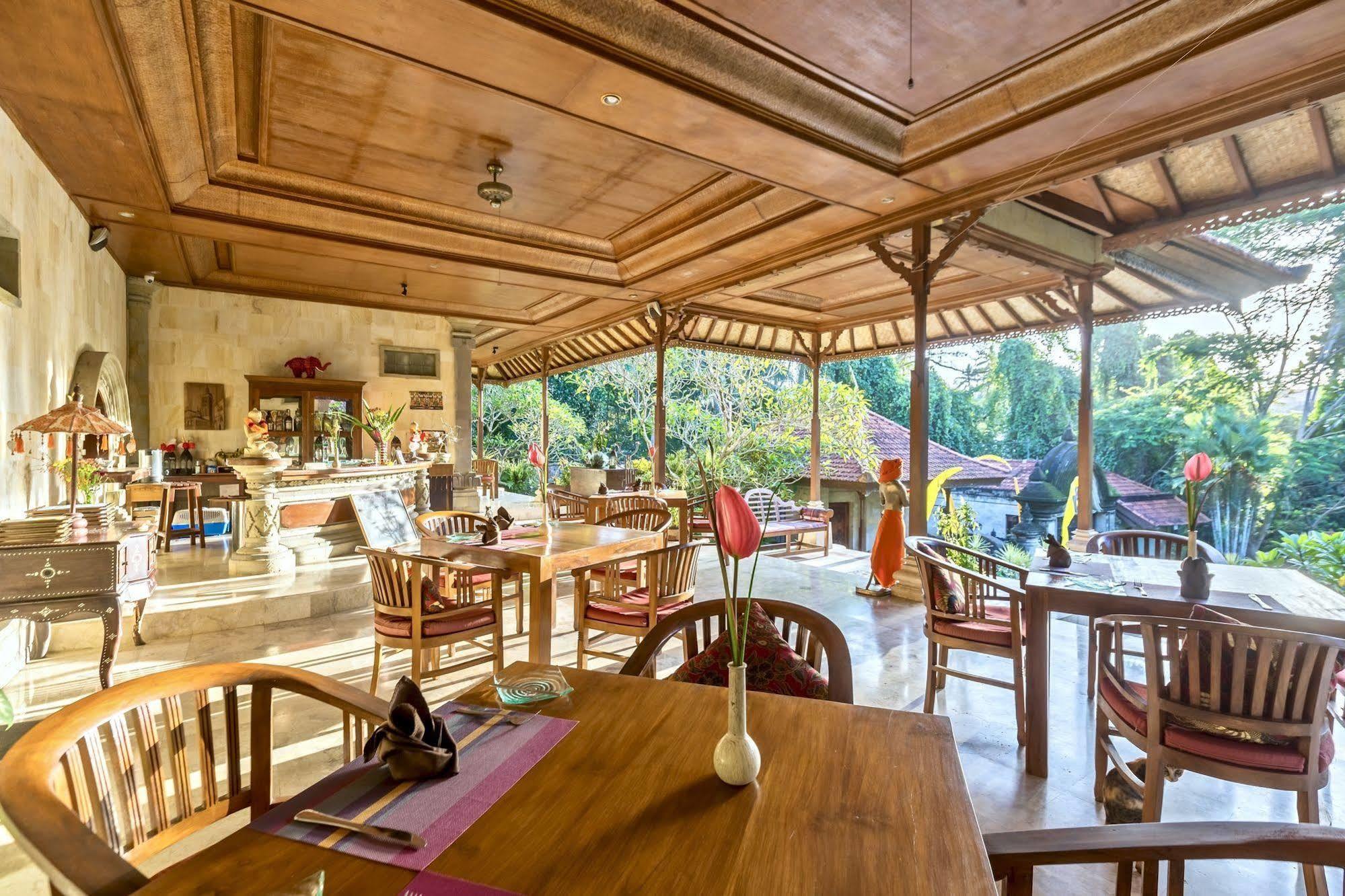 Hotel Villa Ubud Resort 3*