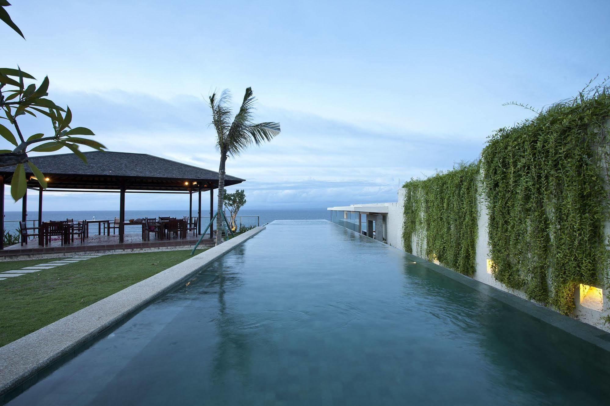 Nomina Resort