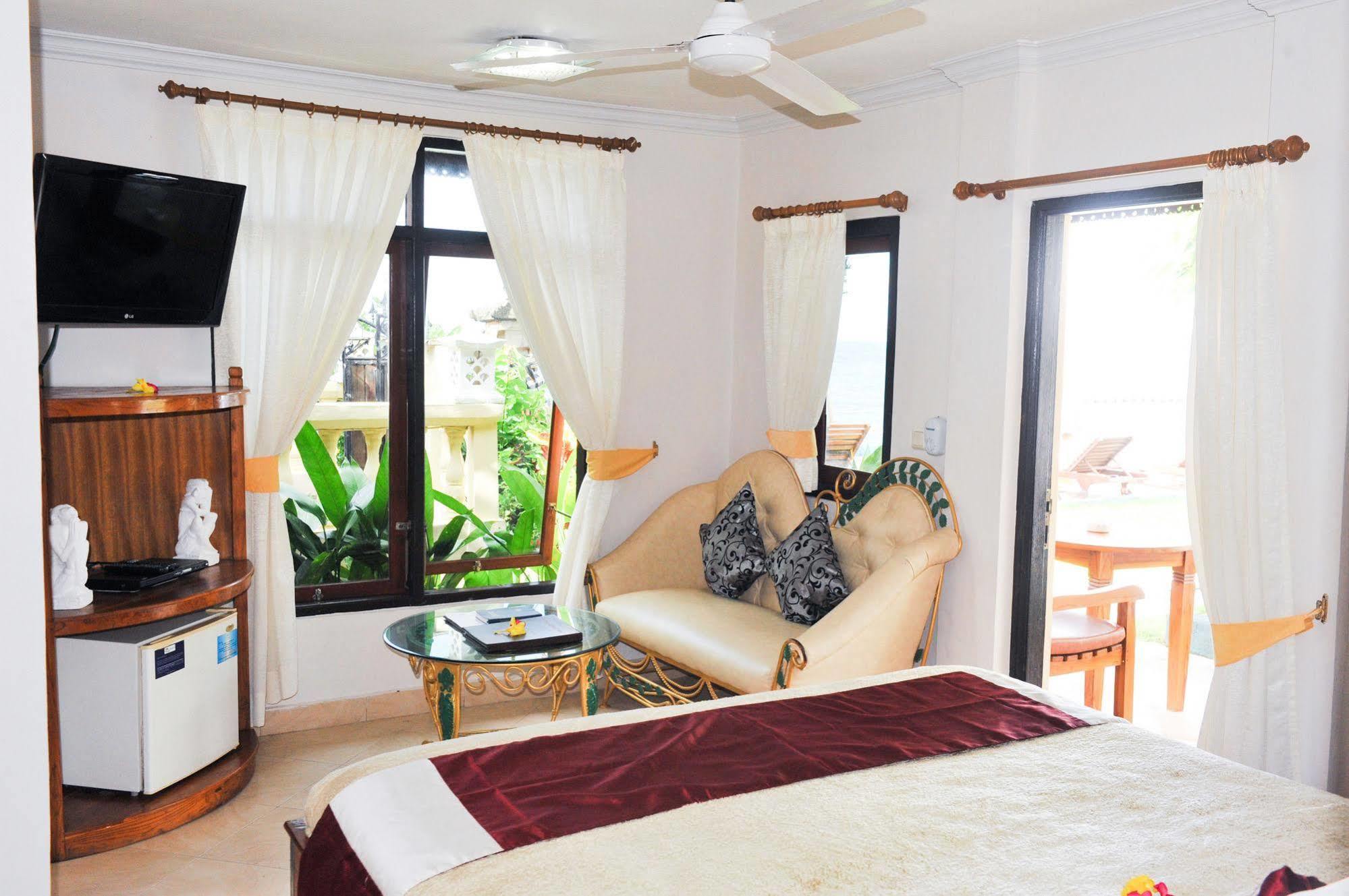 Hotel Bali Seascape Club 3*