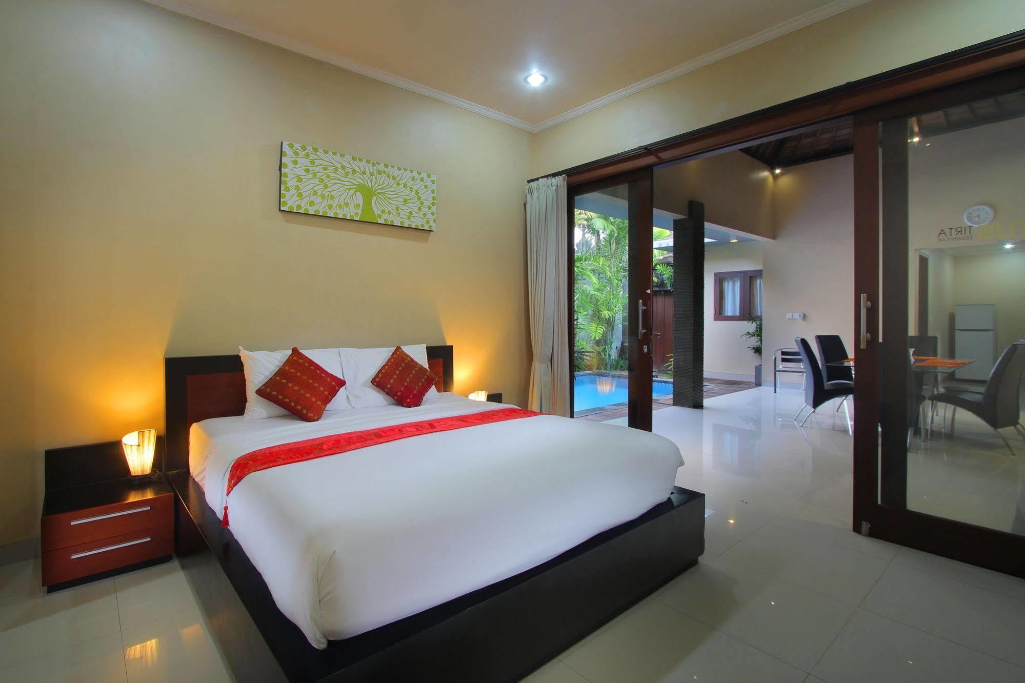 Lotus Tirta Hotel Seminyak (Bali)