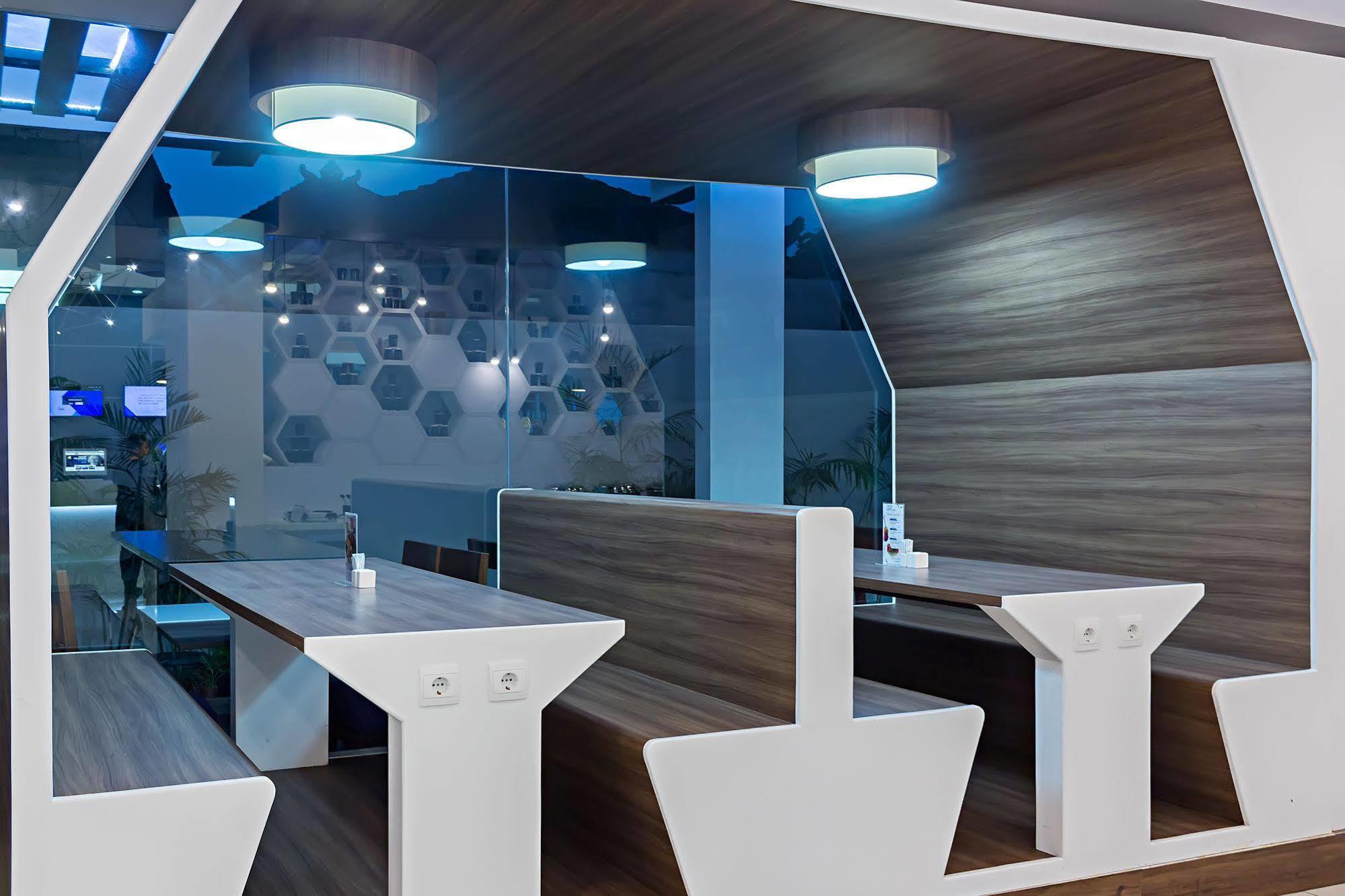 Hotel Berry Biz 3*