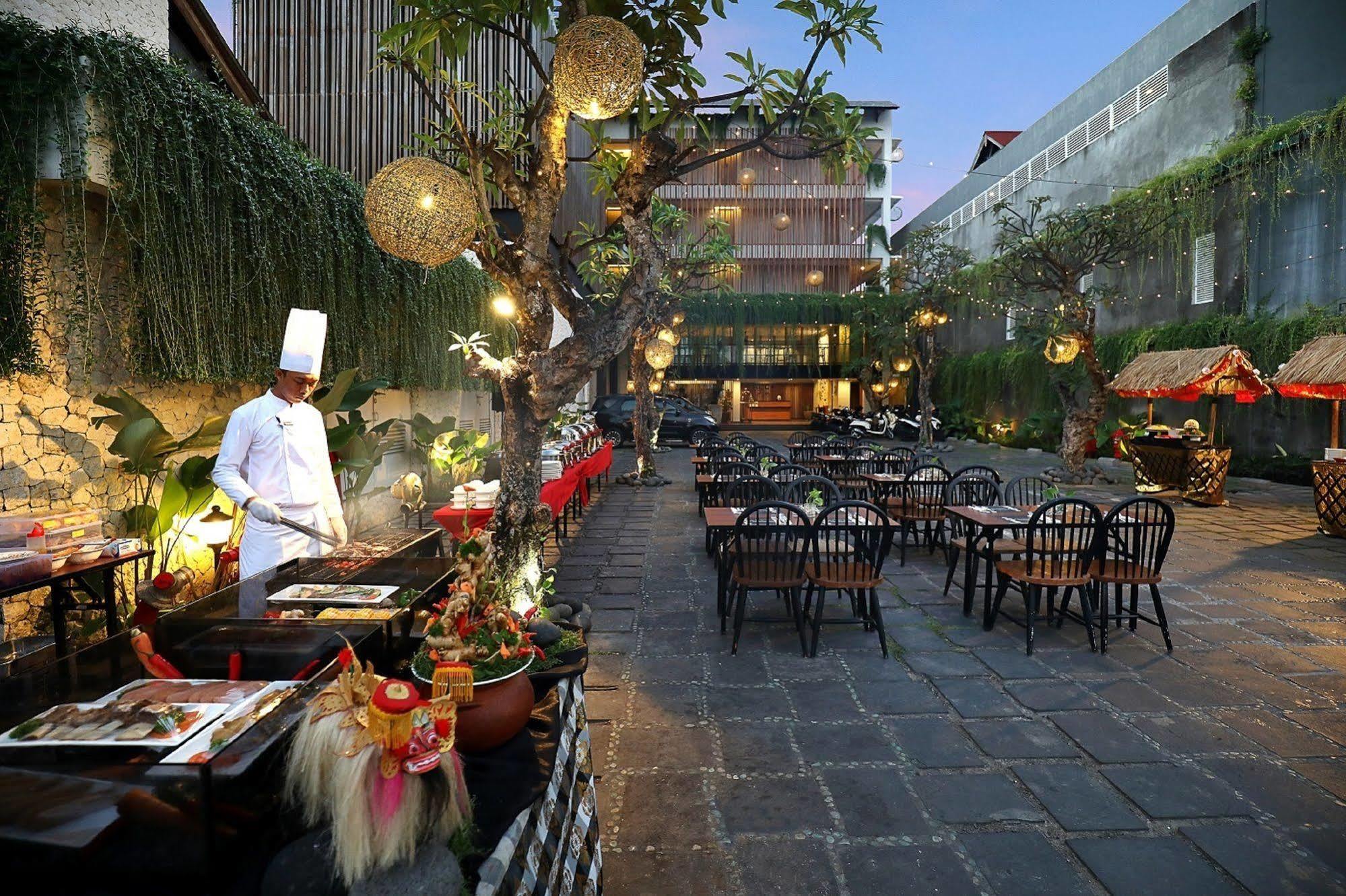 Neo+ Kuta By Aston Hotel