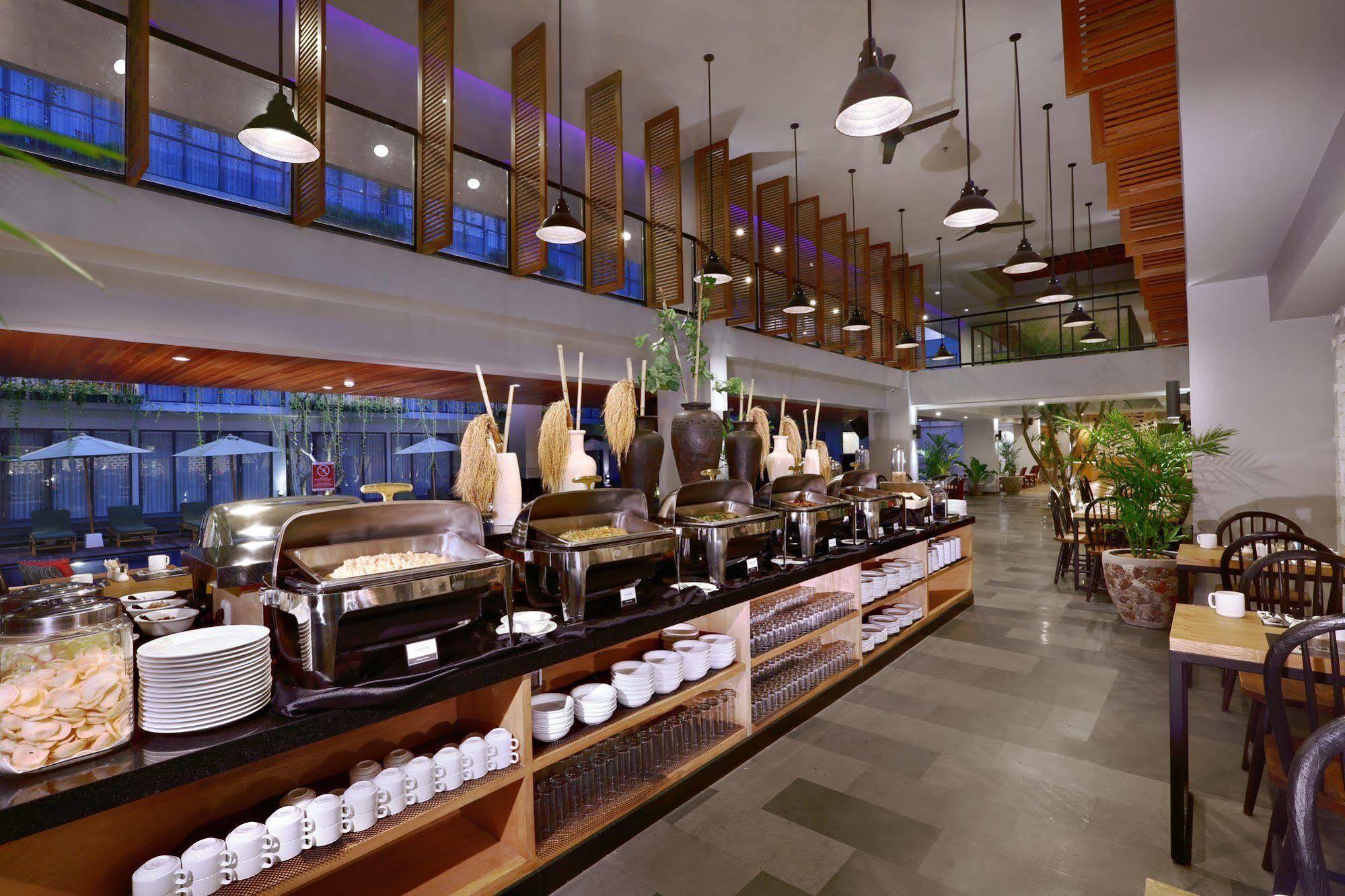 Hotel Neo+ Kuta By Aston 3*
