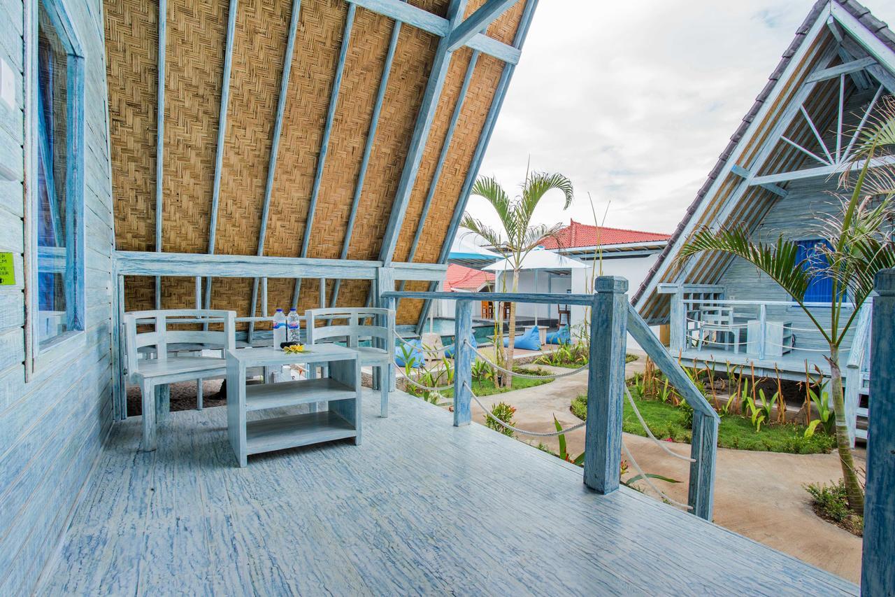 D'yuki Huts *