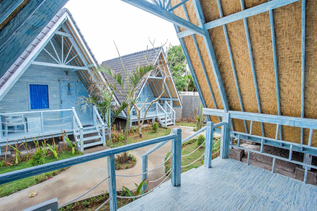 D'yuki Huts *