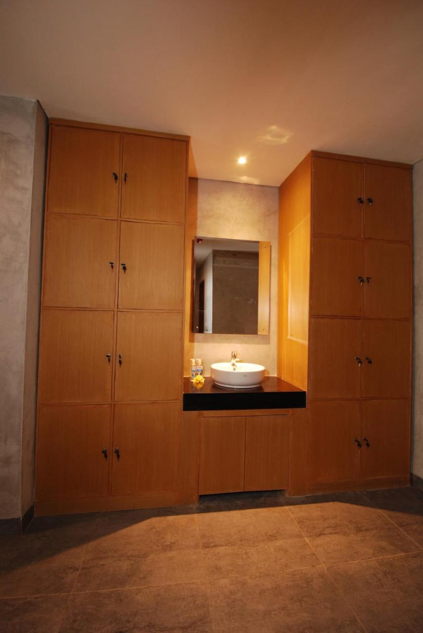 Hostel Dbeds Kuta