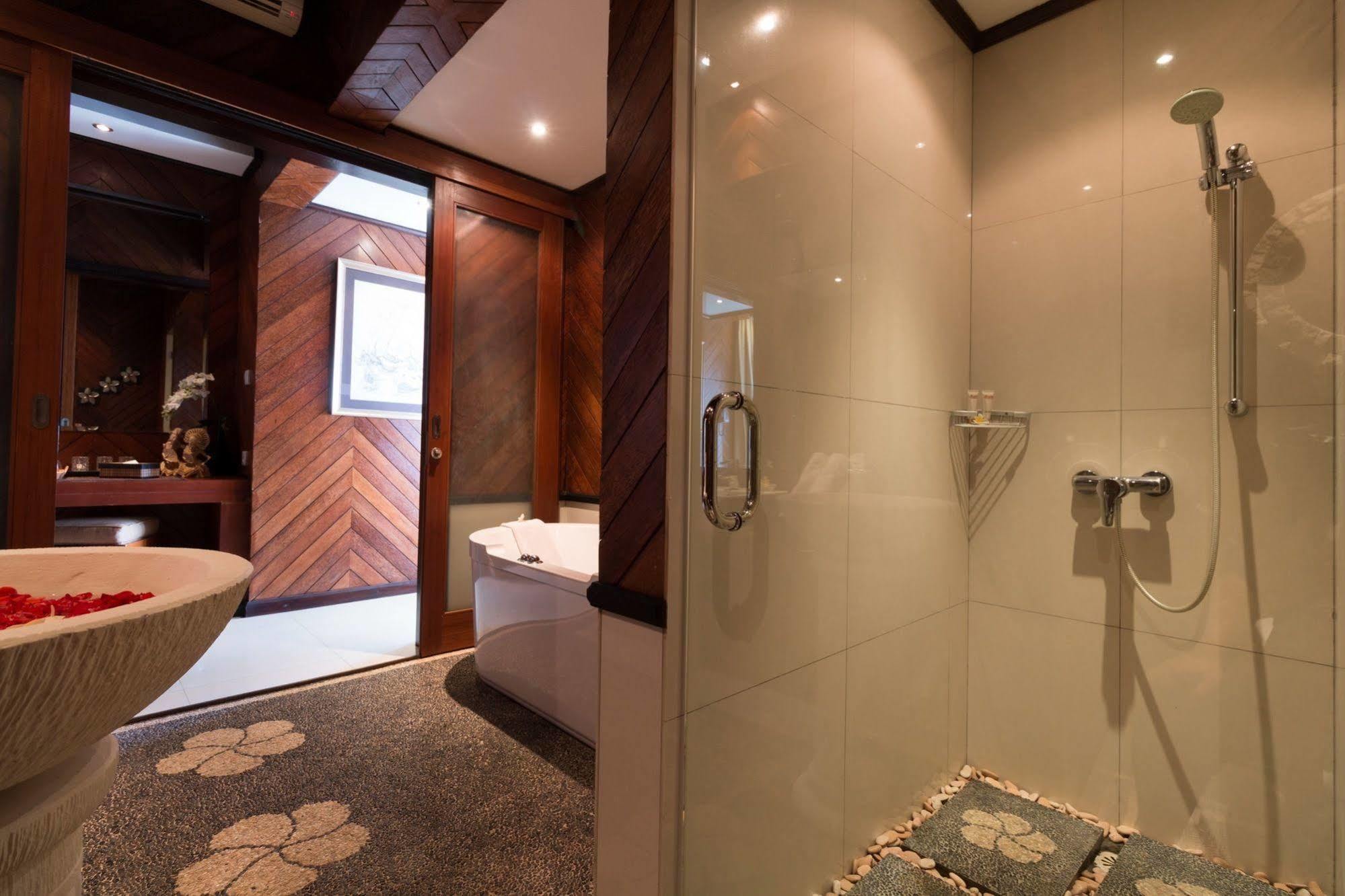 Airis Luxury And Villa