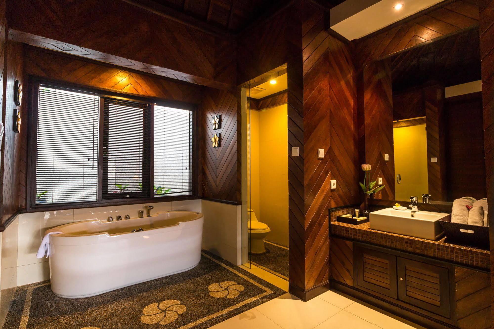 Airis Luxury And