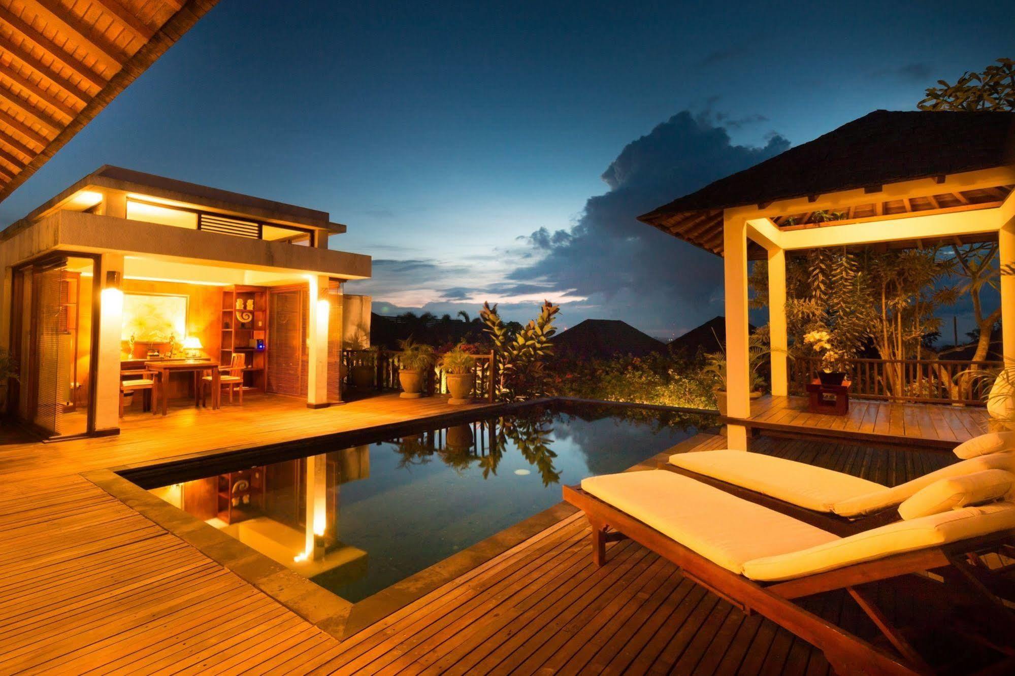 Airis Luxury And Uluwatu (Bali)