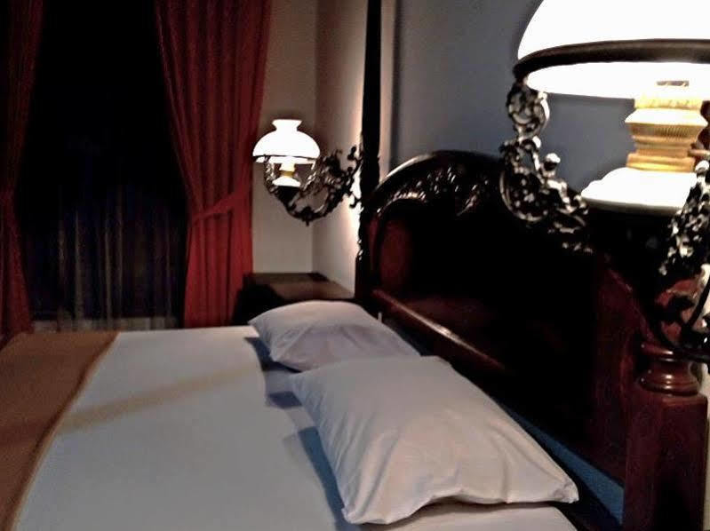 Oyo 1930 Ananda Hotel Sanur (Bali)