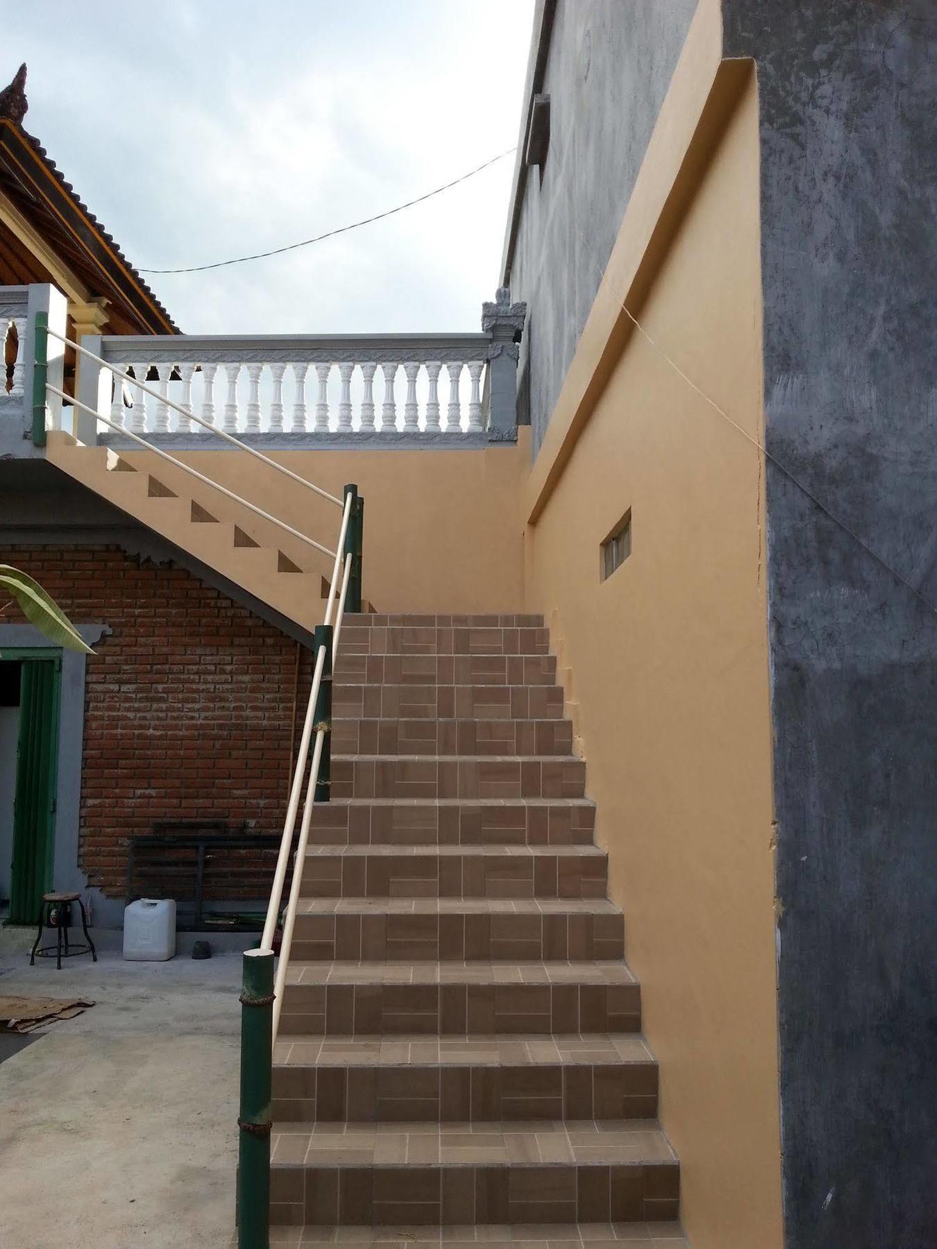 Puri Mandhara Wisma tamu *
