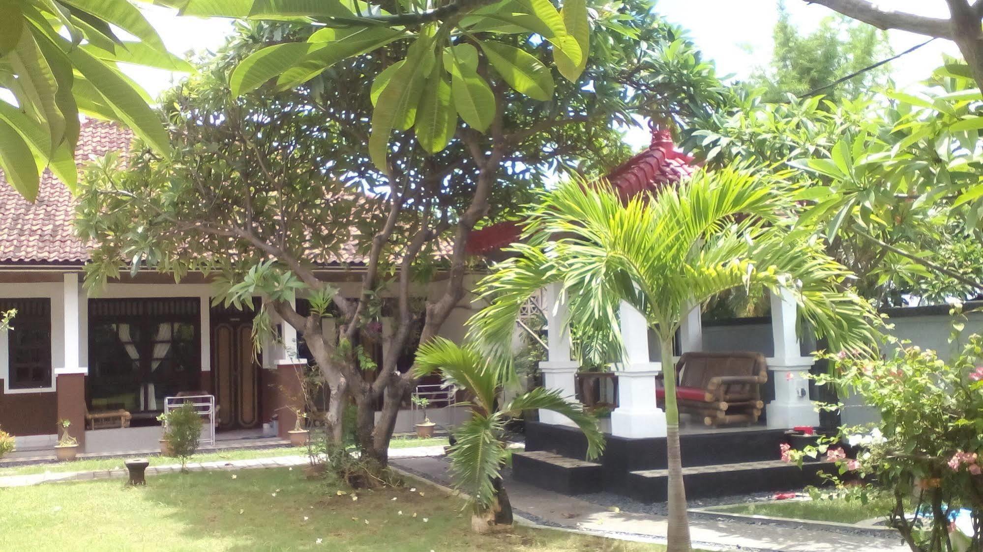 Puri Mandhara Wisma tamu Lovina (Bali)