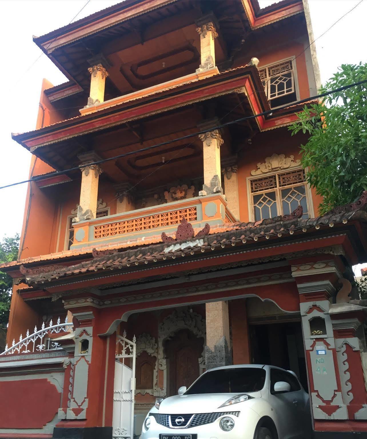 Ratih Bali Asrama *