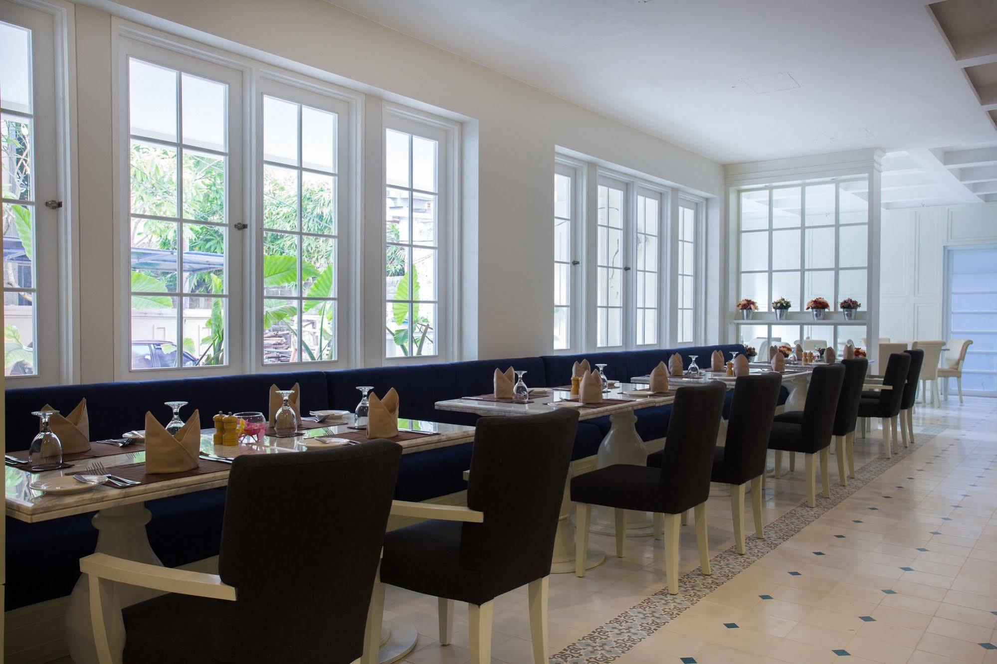 Amalfi Hotel