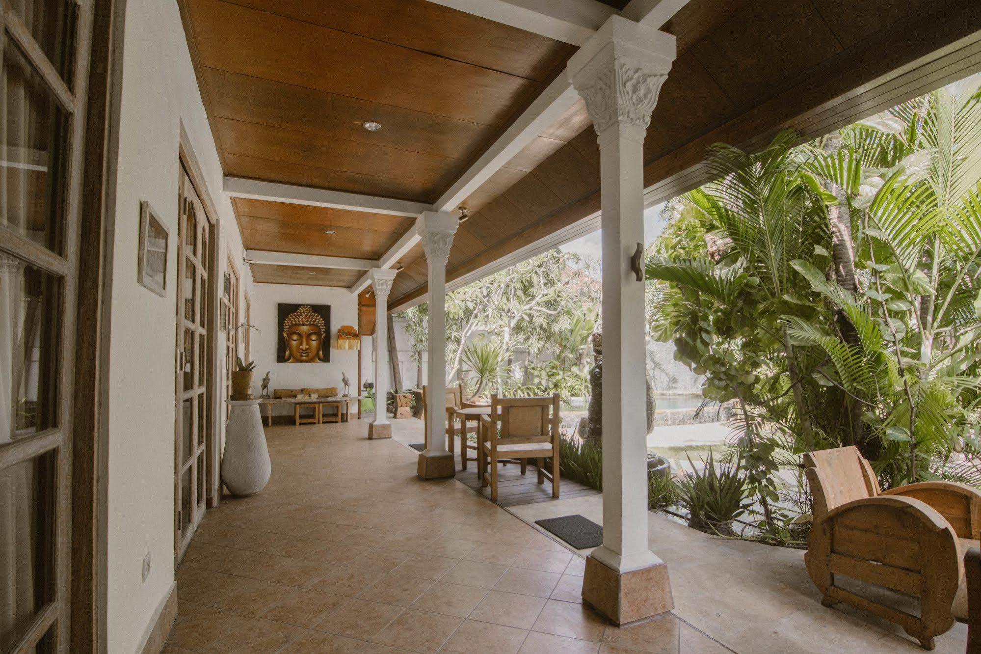 Bale 3* Seminyak (Bali)