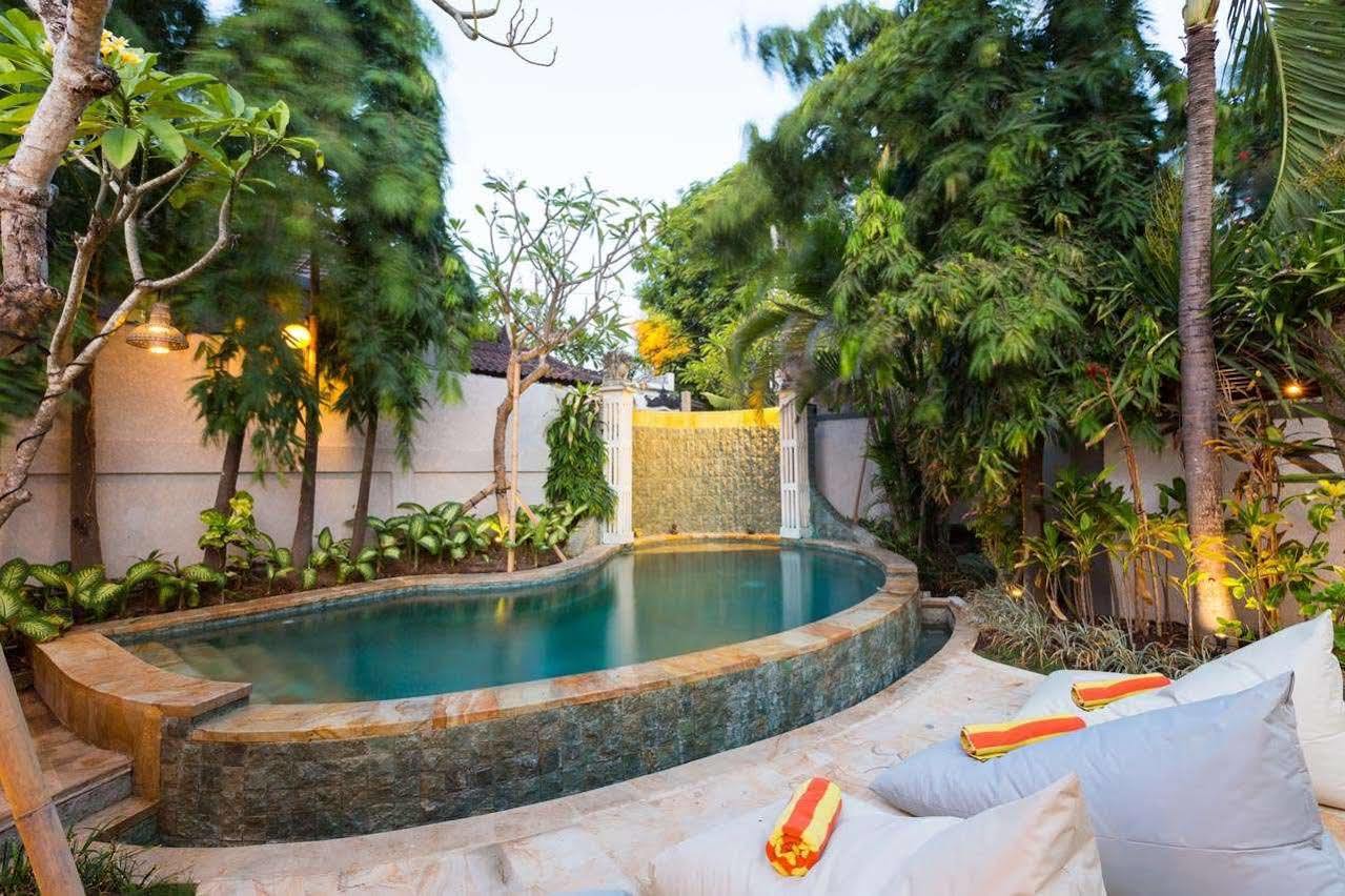 Bale Seminyak (Bali)