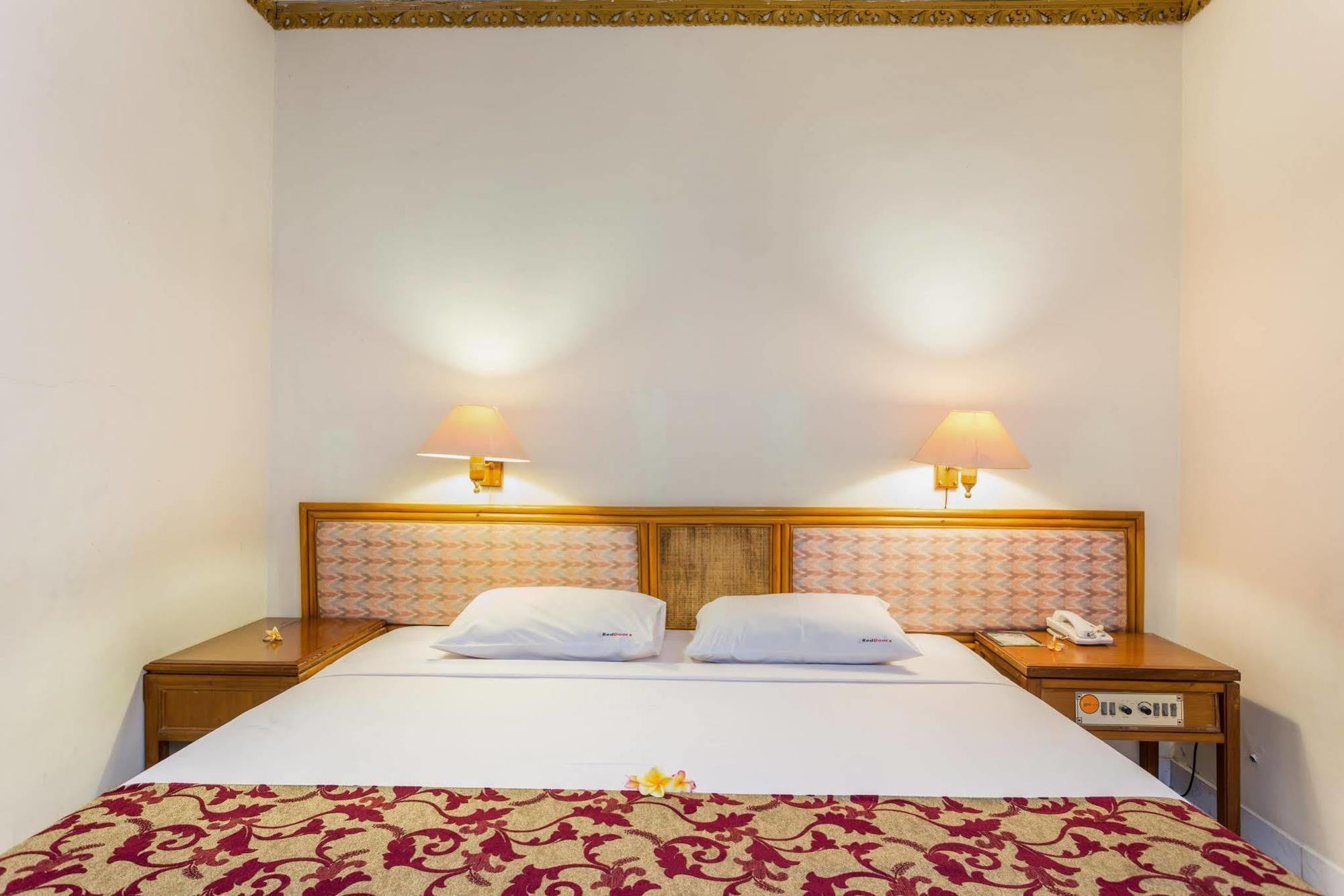 Reddoorz Near 3* Seminyak (Bali)
