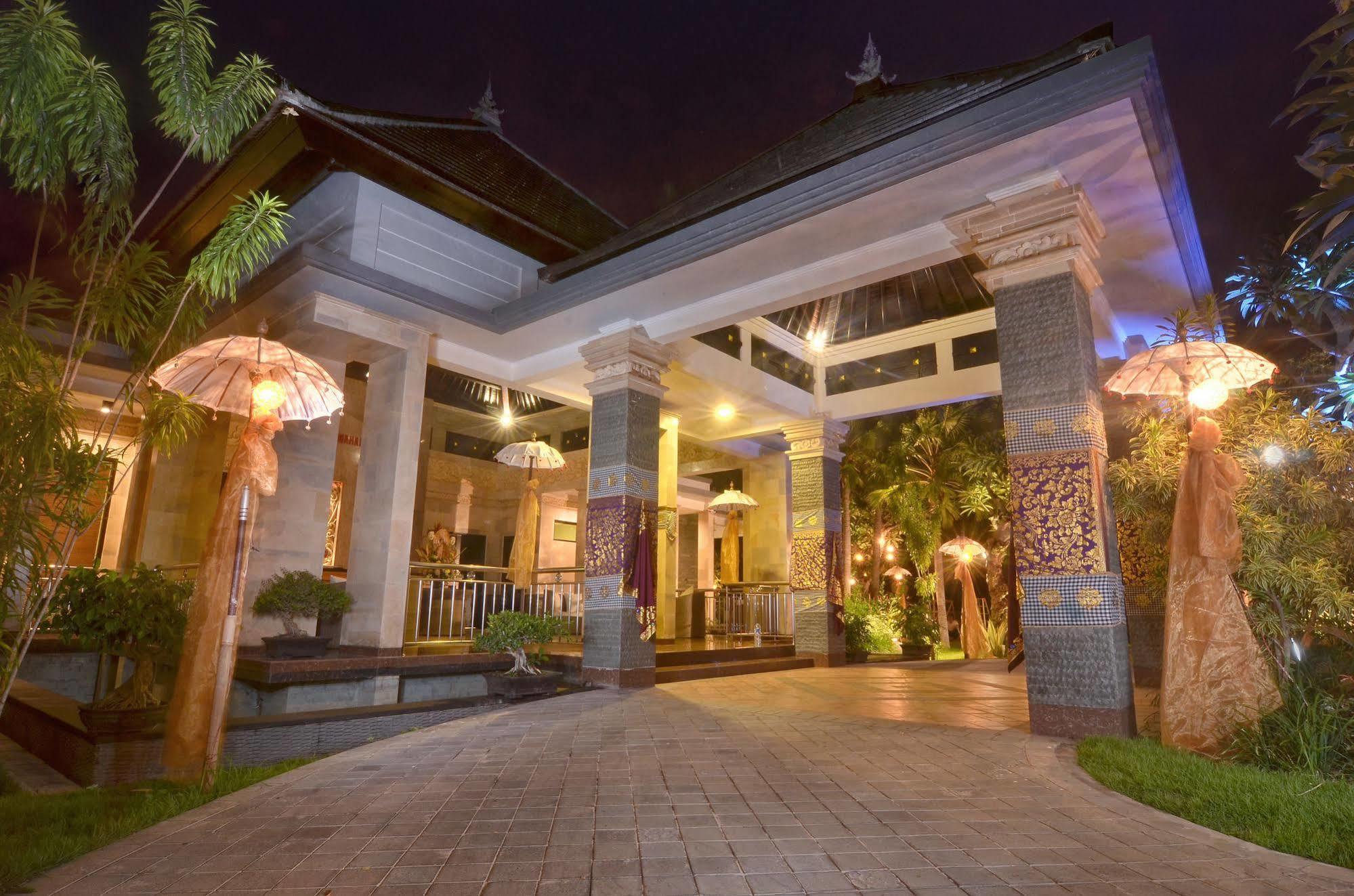 Kori Maharani Villa *