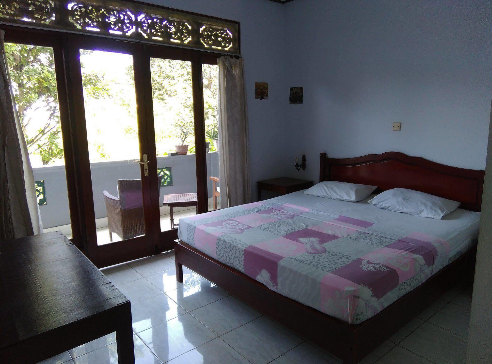Celagi Guest house 2*