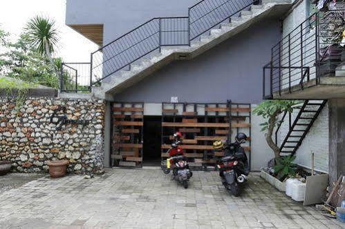 Reddoorz @ Pecatu Guest house