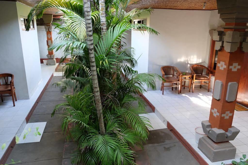 Palm Garden Kuta Guest house