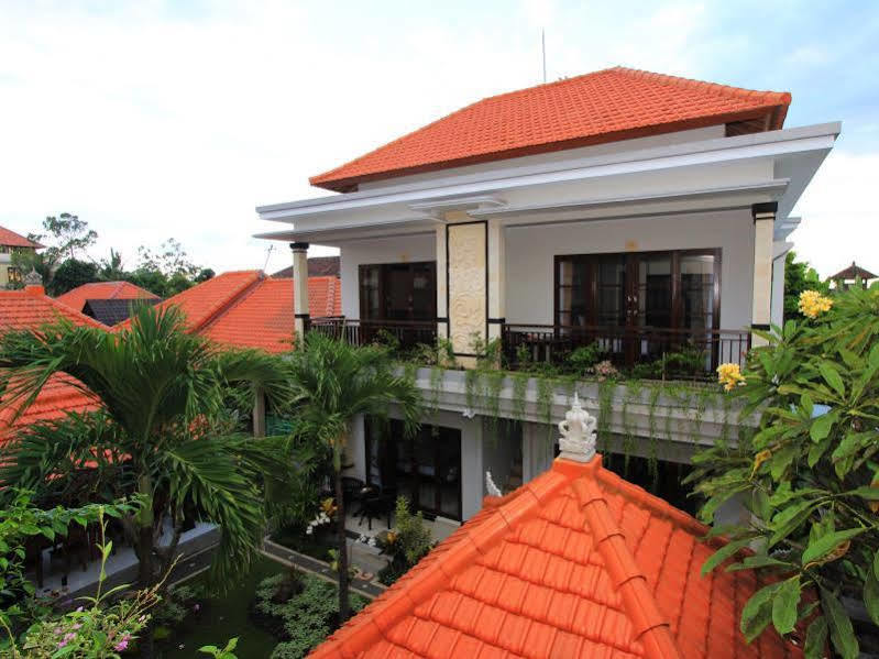 Gatra 3*