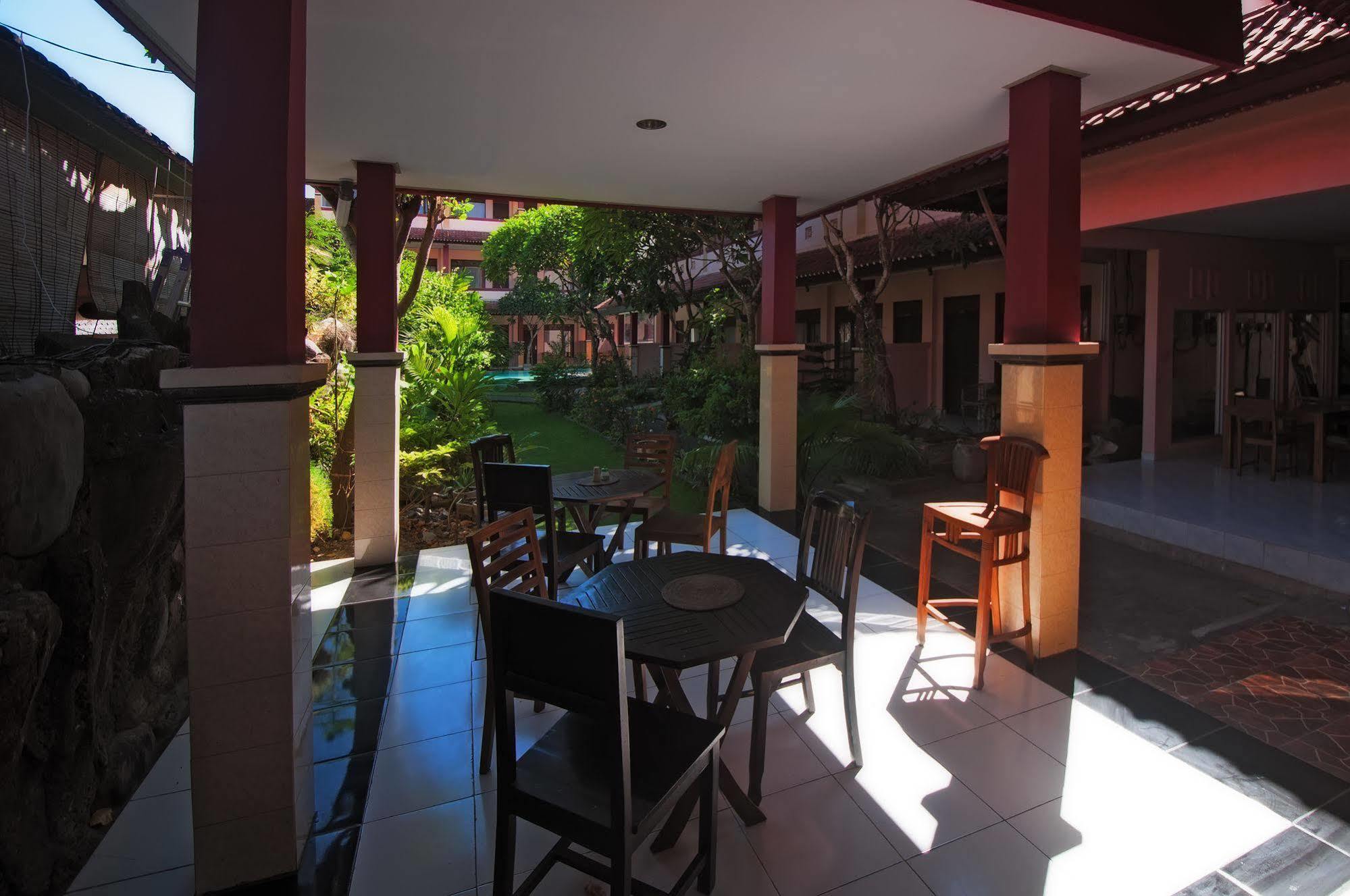 Hotel Pesona 2*
