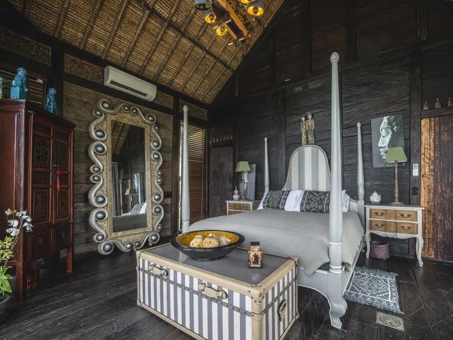 Absolute Beachfront Laut Villa Tabanan (Bali)