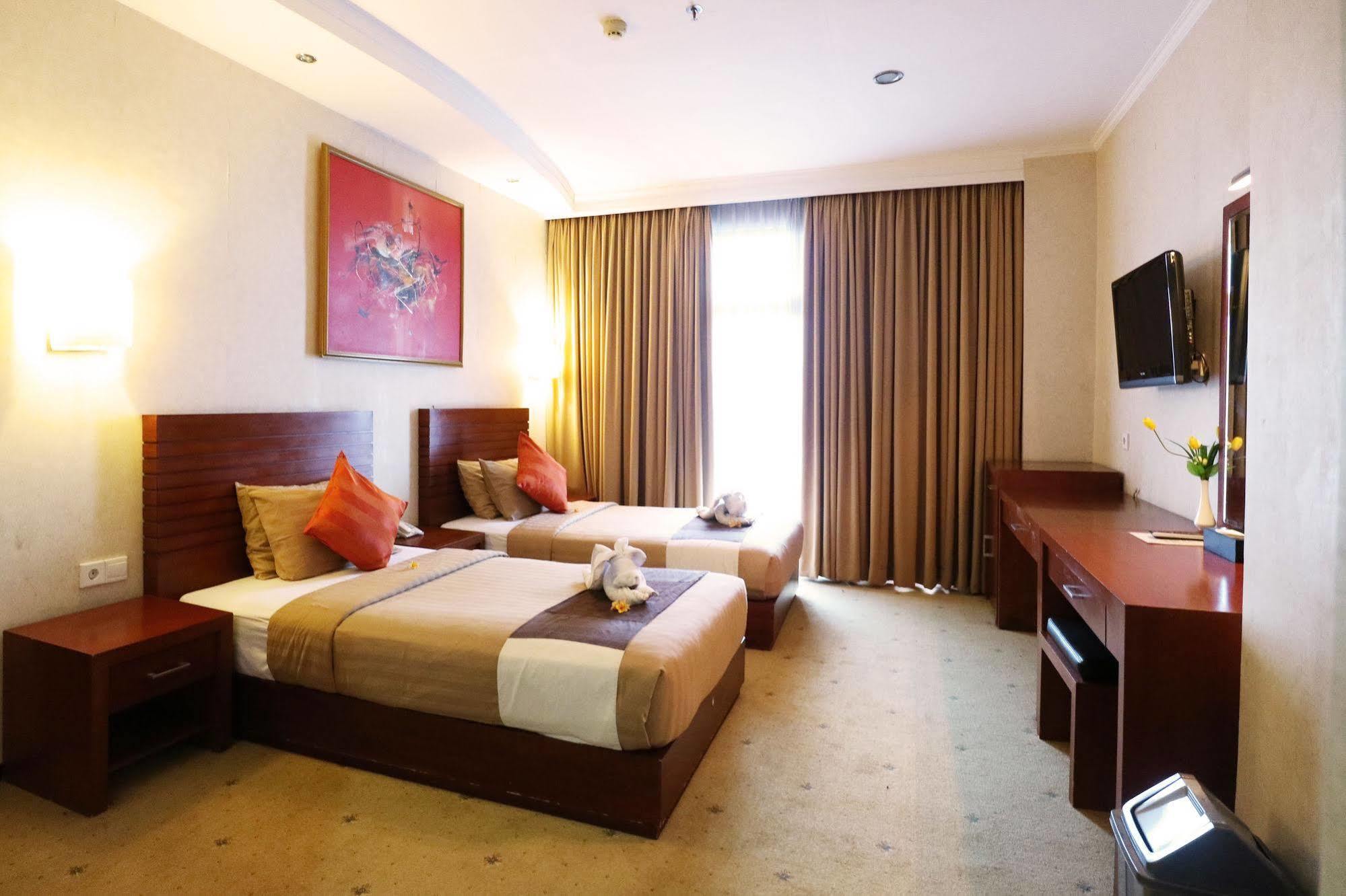 Bali Paradise City Hotel Hotel 3*
