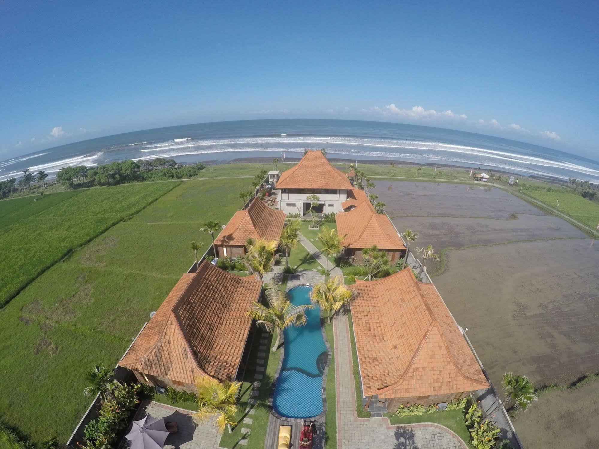 Arton & Club Resort Pulukan